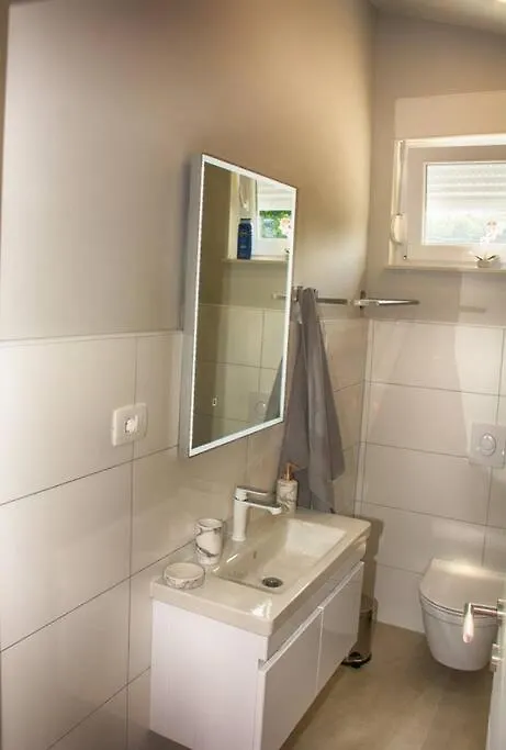 Apartment Vacation Rental Near Pula Loborika 0*,